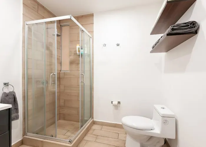 Chic Loft! 150 Bps Fiber Optic Internet Apartamento